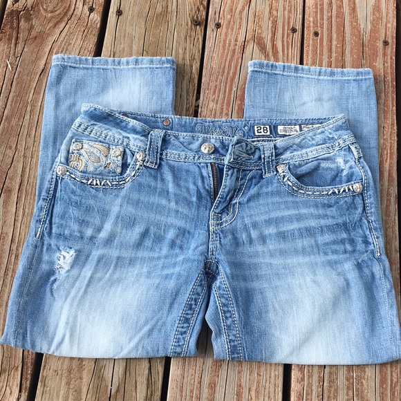 Miss Me Capris - Picture 2 of 3